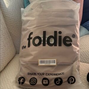 The Foldie Sleek Tote